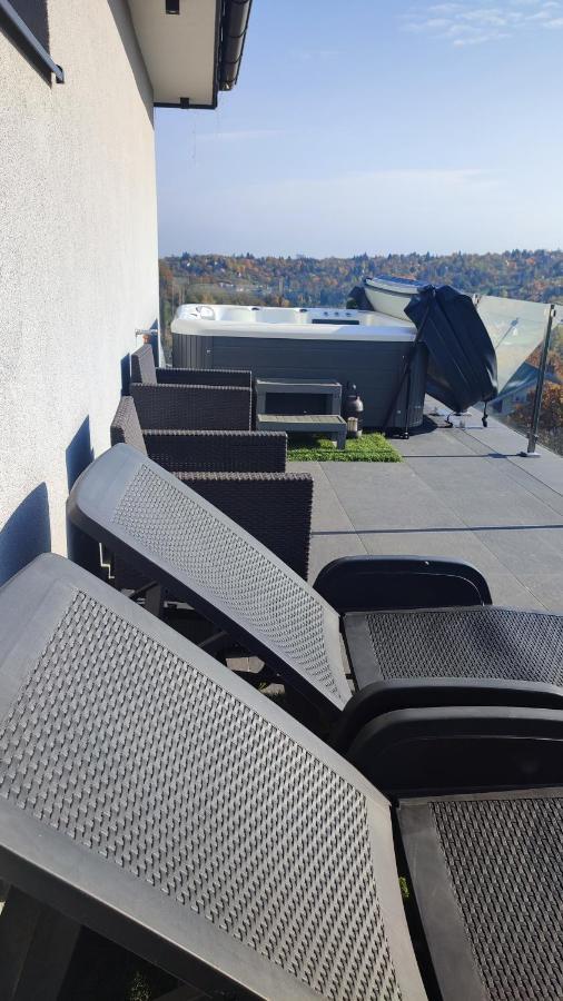 Gamma Es Jakuzzi Apartment