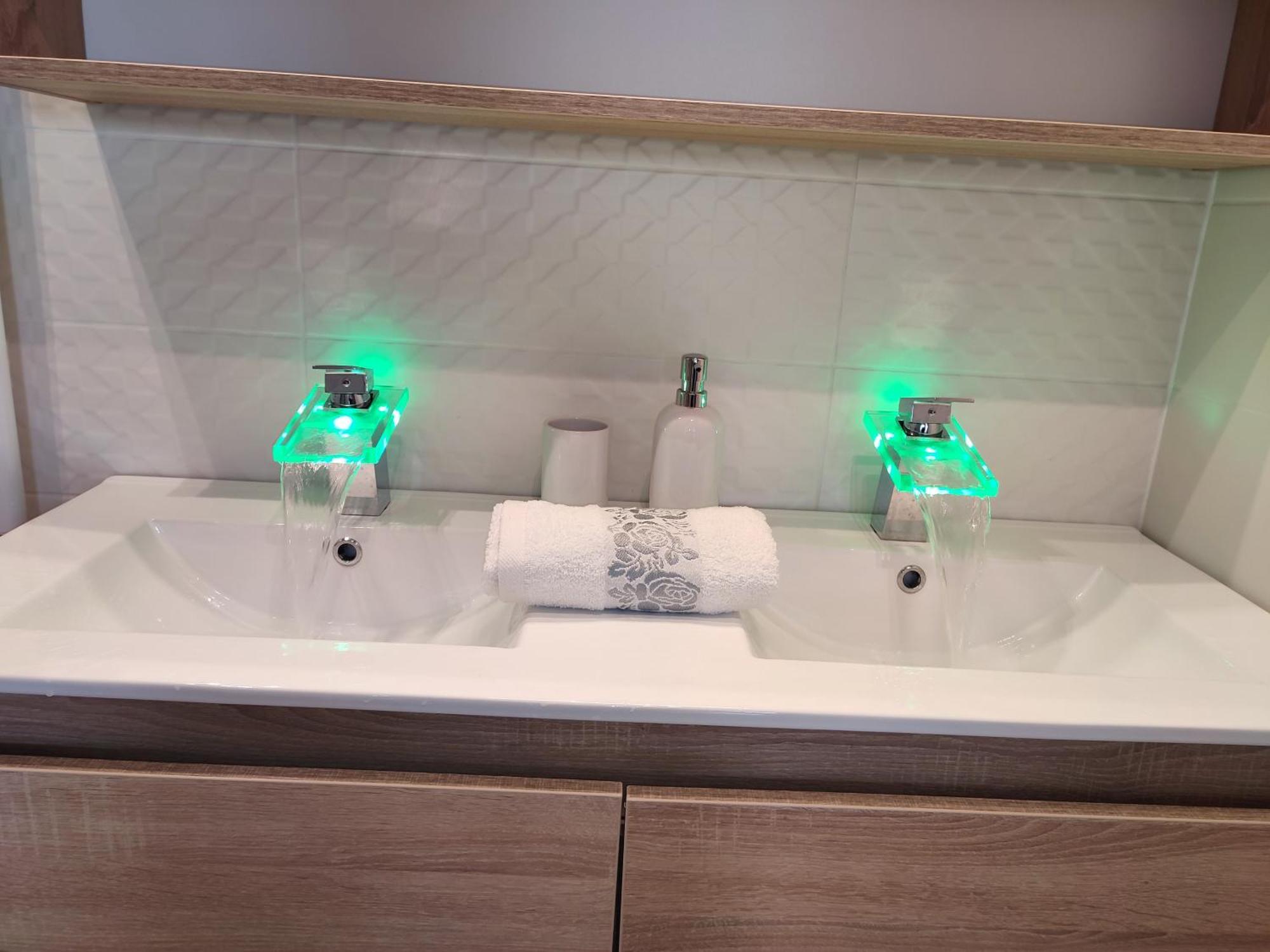 Gamma Es Jakuzzi